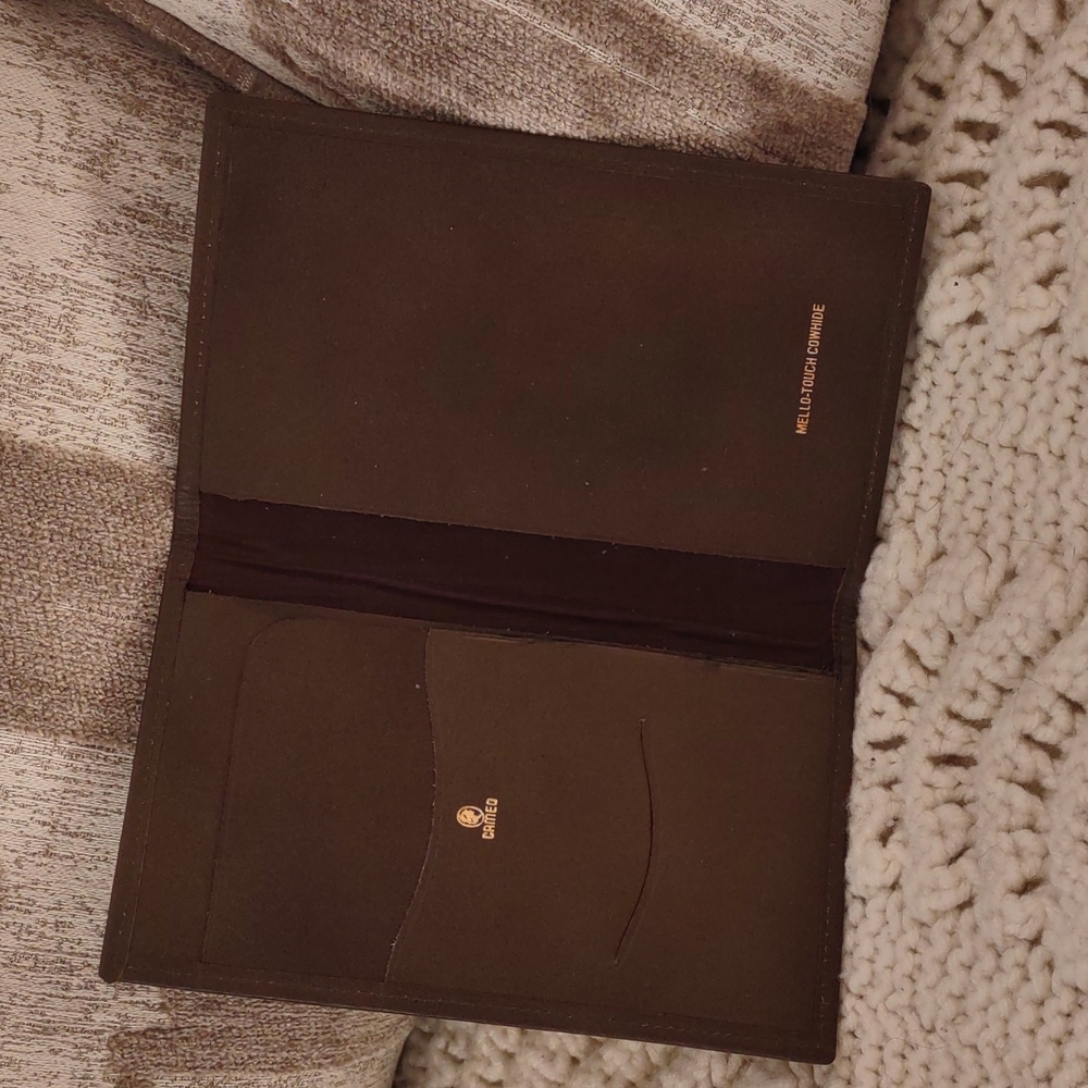 Cameo cowhide slim suit wallet
